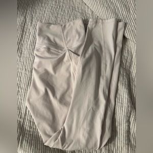 Fabletics baby pink leggings. Large